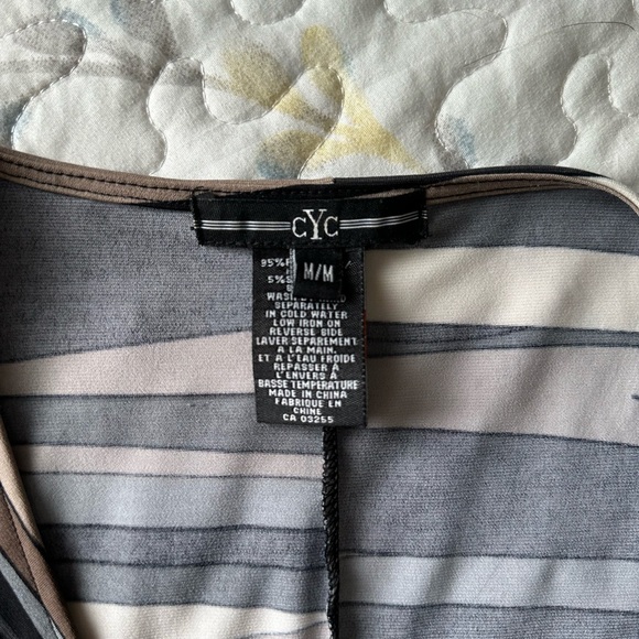 CYC long-sleeve office to dinner dress. - Picture 8 of 8